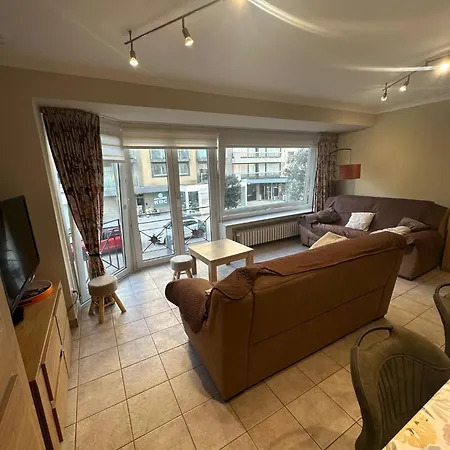 Les Aubepines Apartment